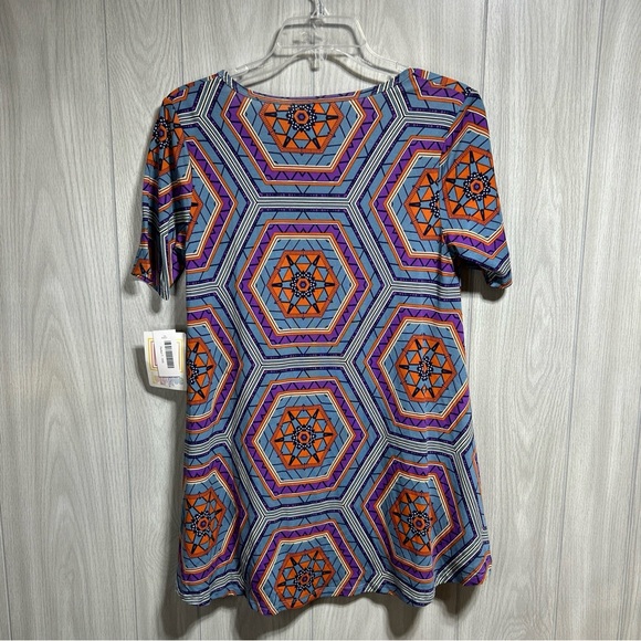 LuLaRoe NWT Geometric Design Perfect T Size XXS - Picture 4 of 10